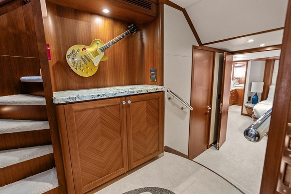ONE SHOT 90ft Ocean Alexander Yacht For Sale
