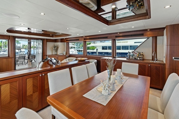 2012 Ocean Alexander 90