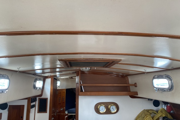 42ft Allied Yacht For Sale