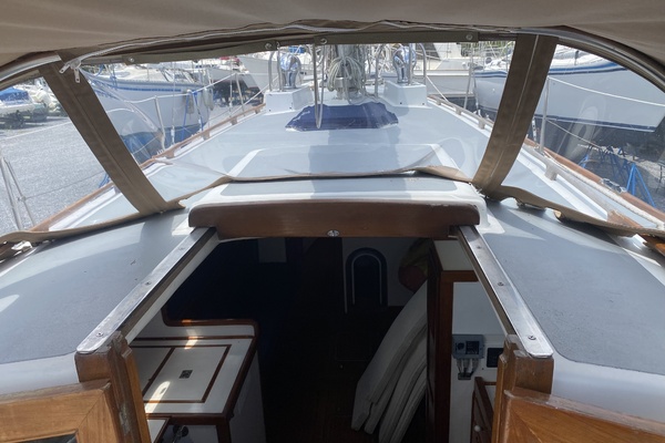 42ft Allied Yacht For Sale