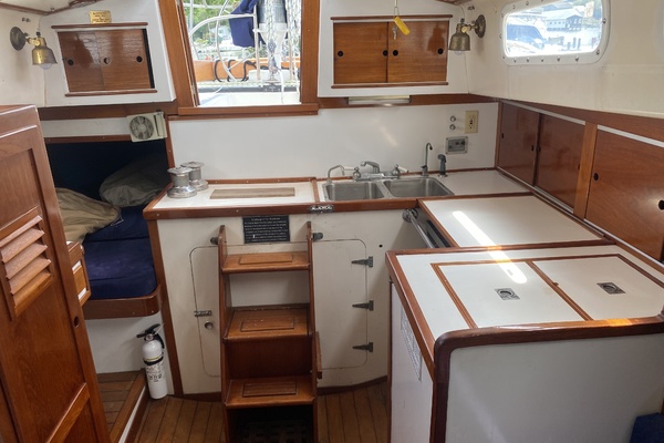 42ft Allied Yacht For Sale