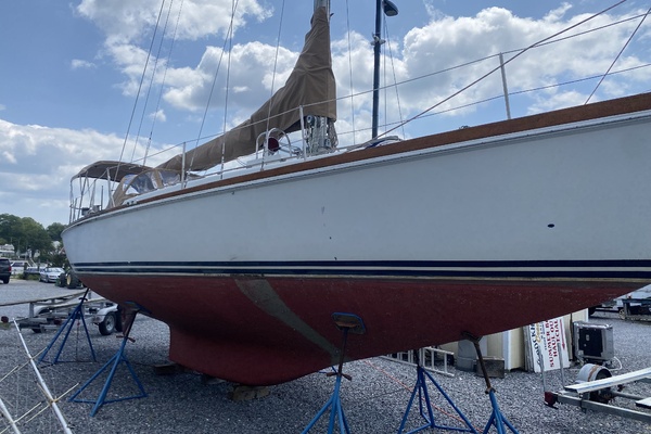 42ft Allied Yacht For Sale