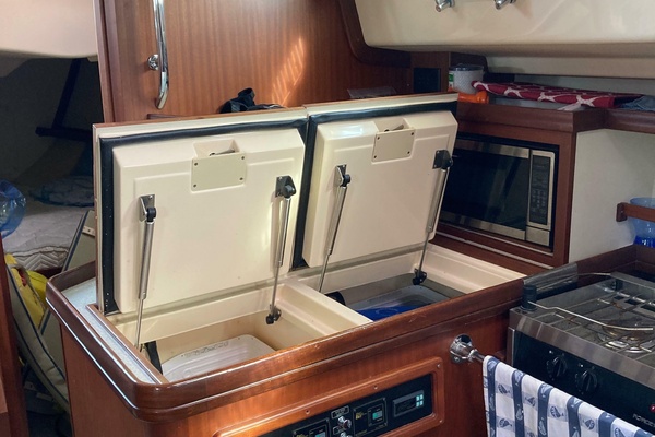 Chimera 37ft Island Packet Yacht For Sale