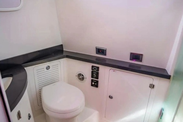DC 53ft HCB Yacht For Sale