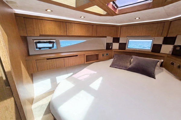 Galeon  Yacht For Sale