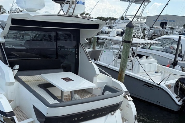48ft Galeon Yacht For Sale