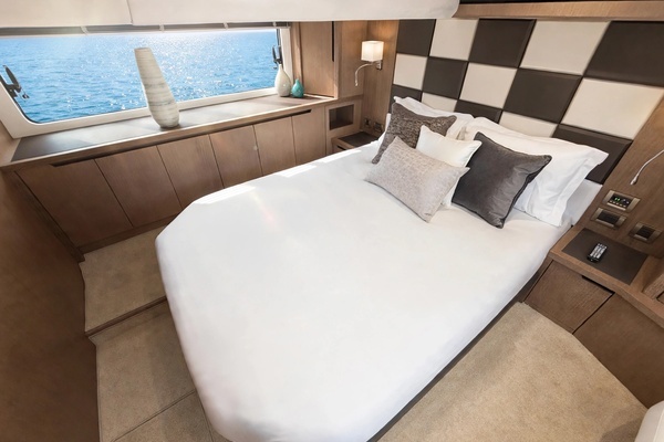 Galeon  Yacht For Sale