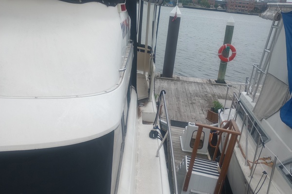 40ft Silverton Yacht For Sale