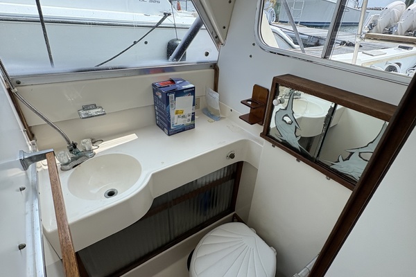 31ft Bertram Yacht For Sale