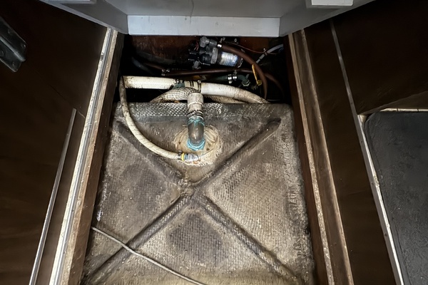 31ft Bertram Yacht For Sale