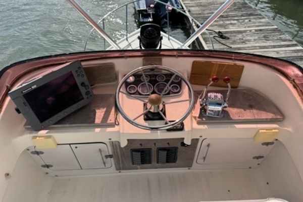 31ft Bertram Yacht For Sale