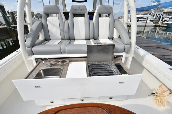 41ft Regulator Yacht For Sale