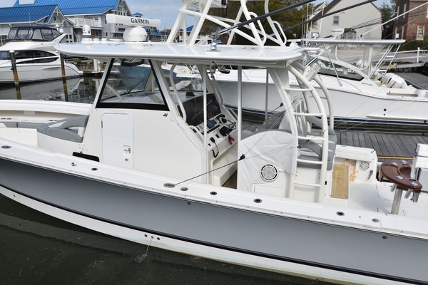 41ft Regulator Yacht For Sale