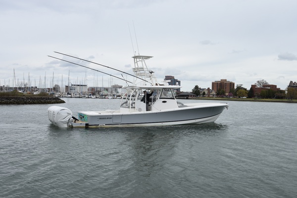 41ft Regulator Yacht For Sale