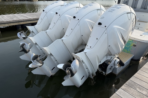 41ft Regulator Yacht For Sale