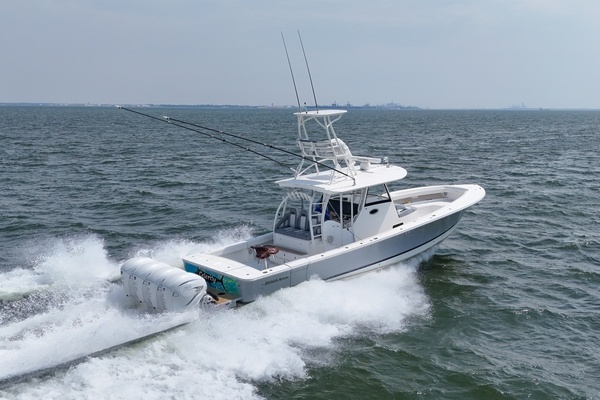 2019 Regulator 41