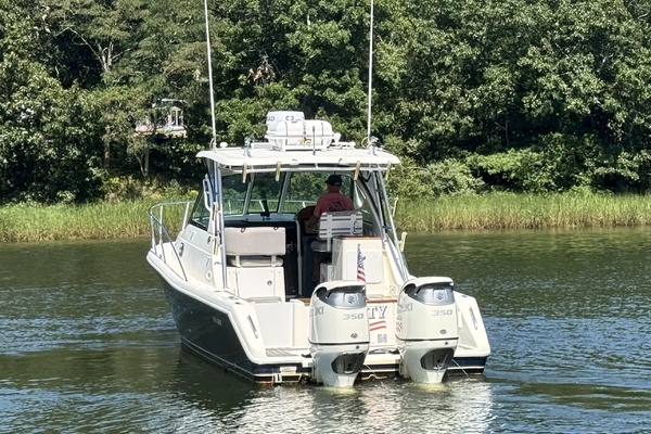 33ft Pursuit Yacht For Sale