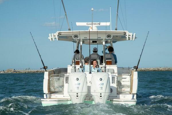 34ft Regal Yacht For Sale