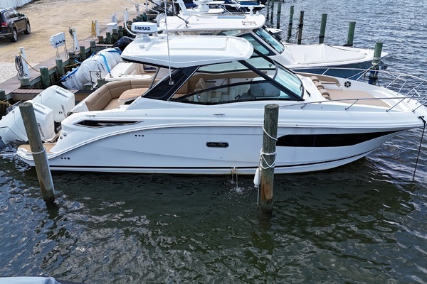 2025 Sea Ray 32