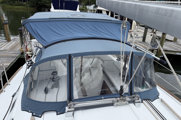 Mystique 37ft Beneteau Yacht For Sale