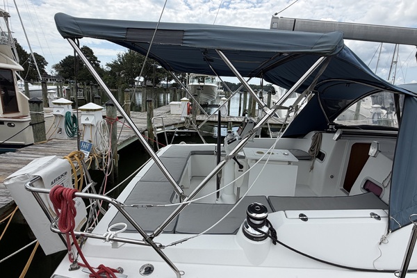 Mystique 37ft Beneteau Yacht For Sale