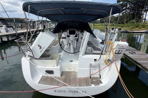 Mystique 37ft Beneteau Yacht For Sale