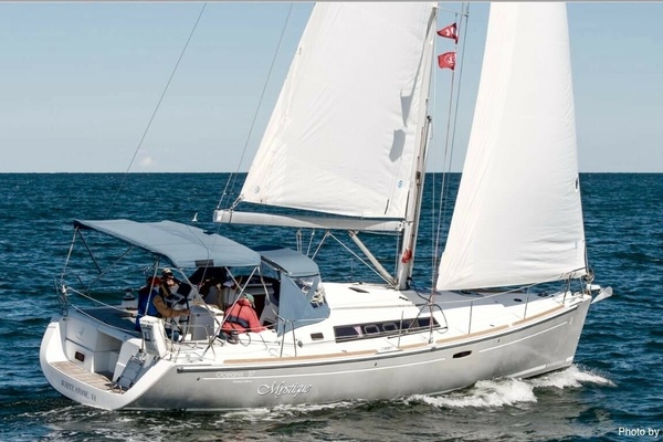 Mystique 37ft Beneteau Yacht For Sale