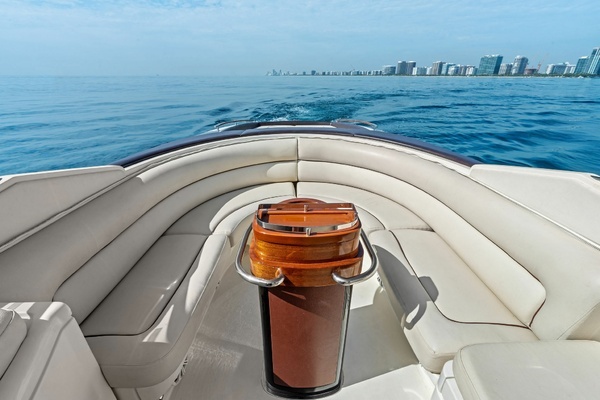 2006 Riva 33