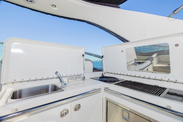37ft Sea Ray Yacht For Sale
