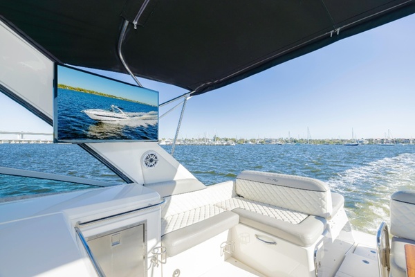 37ft Sea Ray Yacht For Sale
