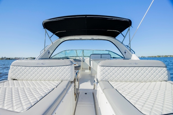 37ft Sea Ray Yacht For Sale