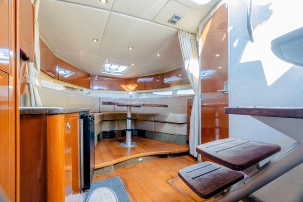 2013 Sea Ray 37