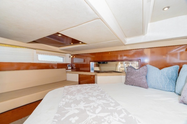2013 Sea Ray 37