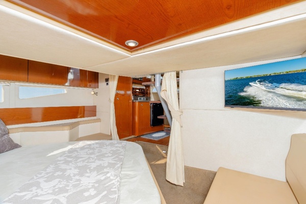 37ft Sea Ray Yacht For Sale