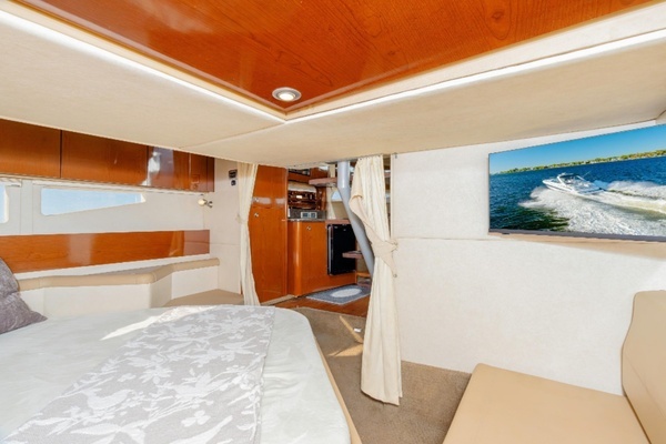 2013 Sea Ray 37