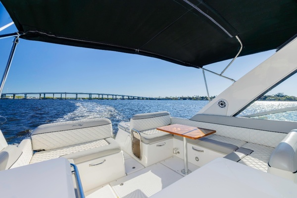 37ft Sea Ray Yacht For Sale