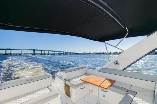 2013 Sea Ray 37