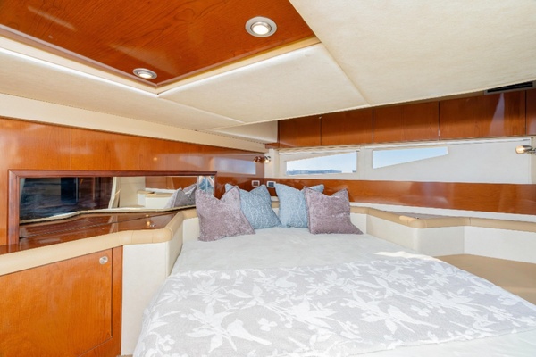 37ft Sea Ray Yacht For Sale