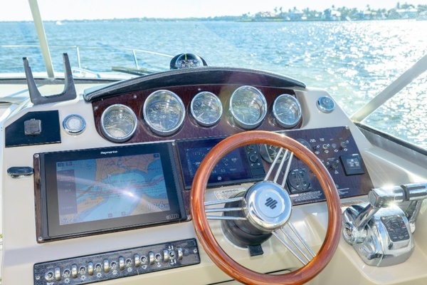 2013 Sea Ray 37