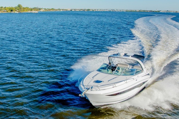 37ft Sea Ray Yacht For Sale