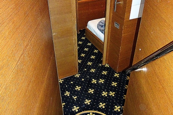100ft Azimut Yacht For Sale