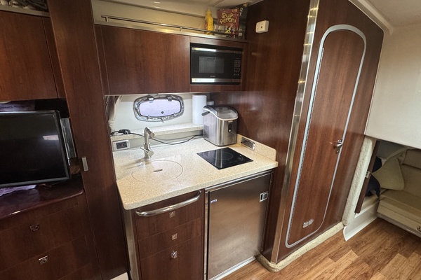 The Remedy 33ft Chaparral Yacht For Sale