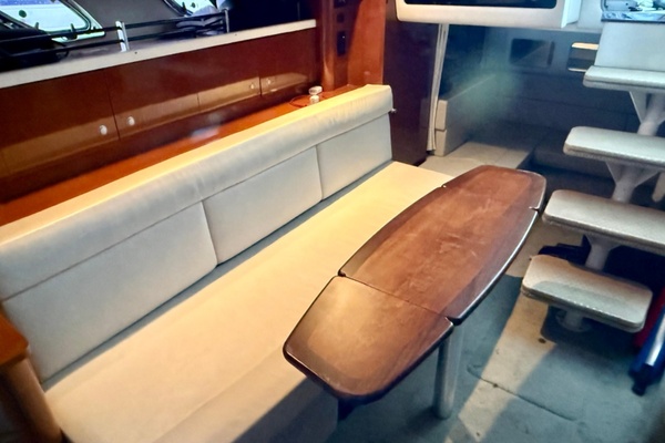 35ft Sea Ray Yacht For Sale