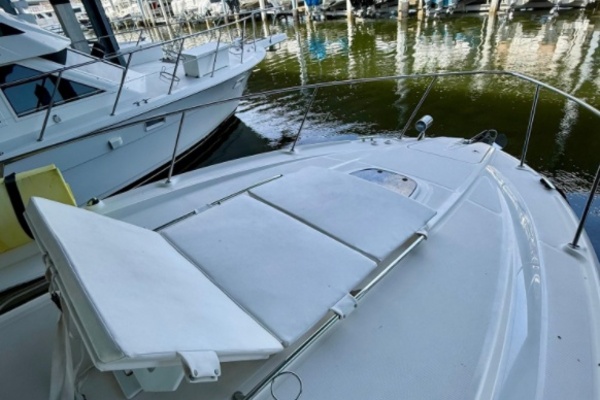 35ft Sea Ray Yacht For Sale
