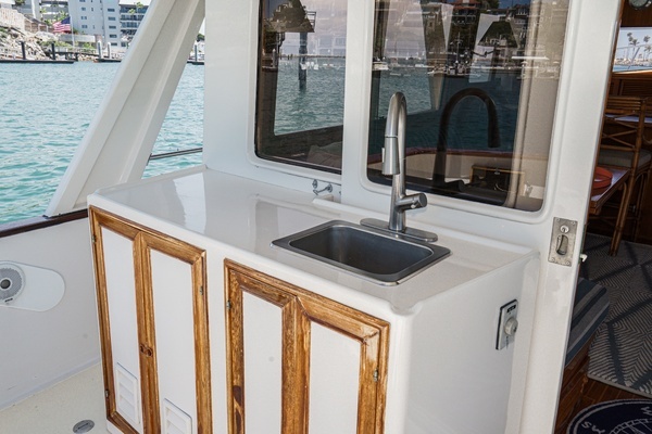 Offshore Yachts Sedan Yacht For Sale