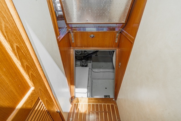 Offshore Yachts Sedan Yacht For Sale