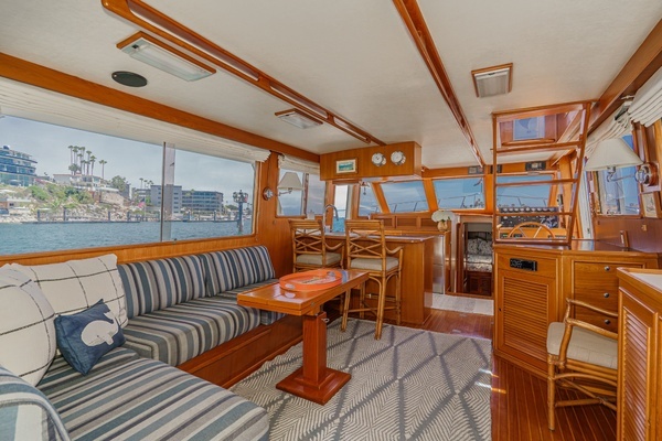 Offshore Yachts Sedan Yacht For Sale