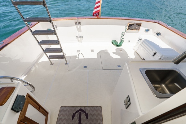 Offshore Yachts Sedan Yacht For Sale