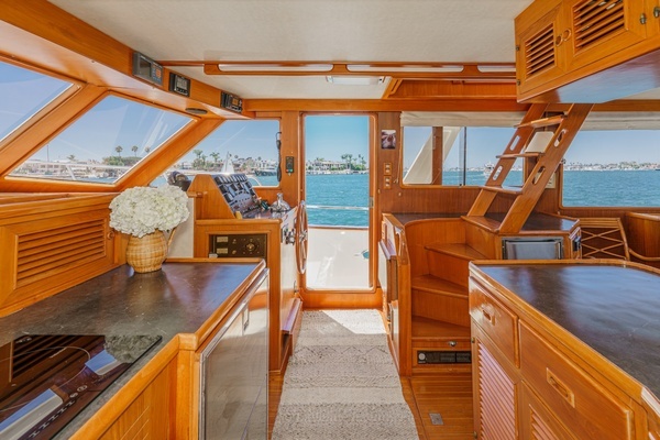Offshore Yachts Sedan Yacht For Sale