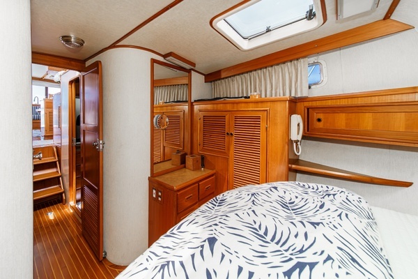 Offshore Yachts Sedan Yacht For Sale